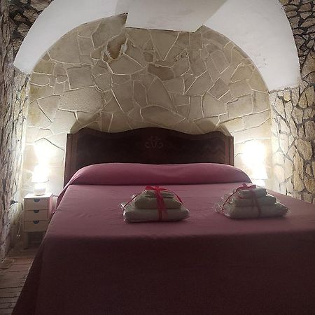La Grotta Di Filomena Apartment Catania Bagian luar foto